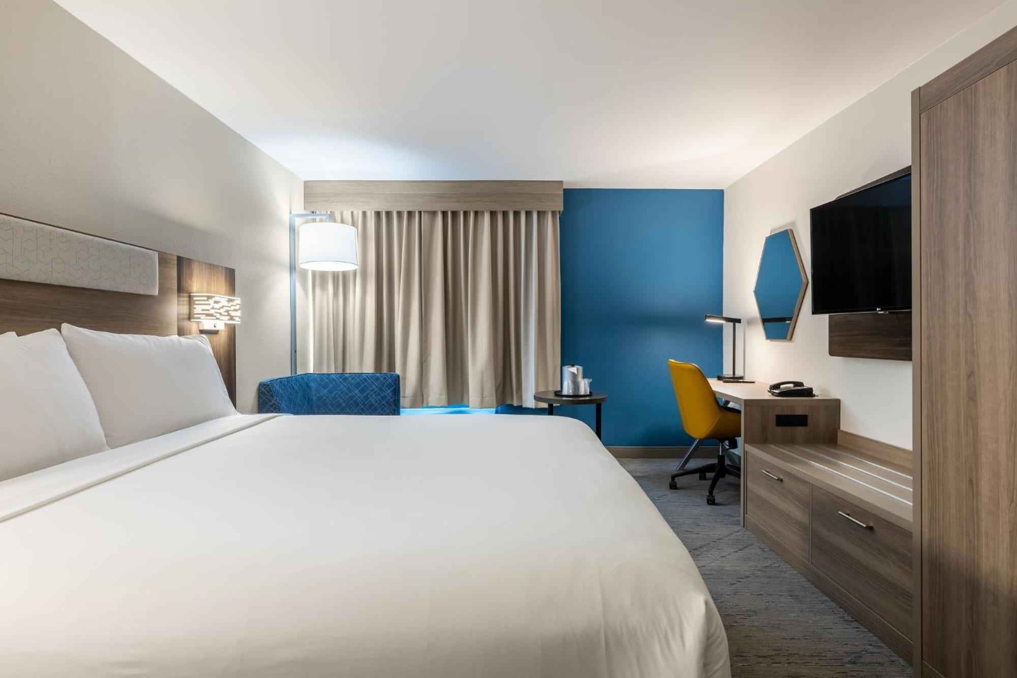 Holiday Inn Express Van Nuys By Ihg — Photos 2